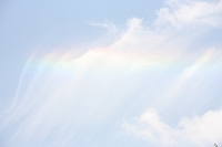 虹色の雲